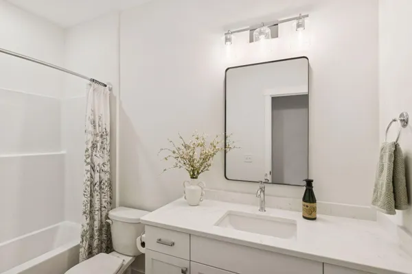 $393,850 | 987 Turner Lane, New Richmond, WI 54017