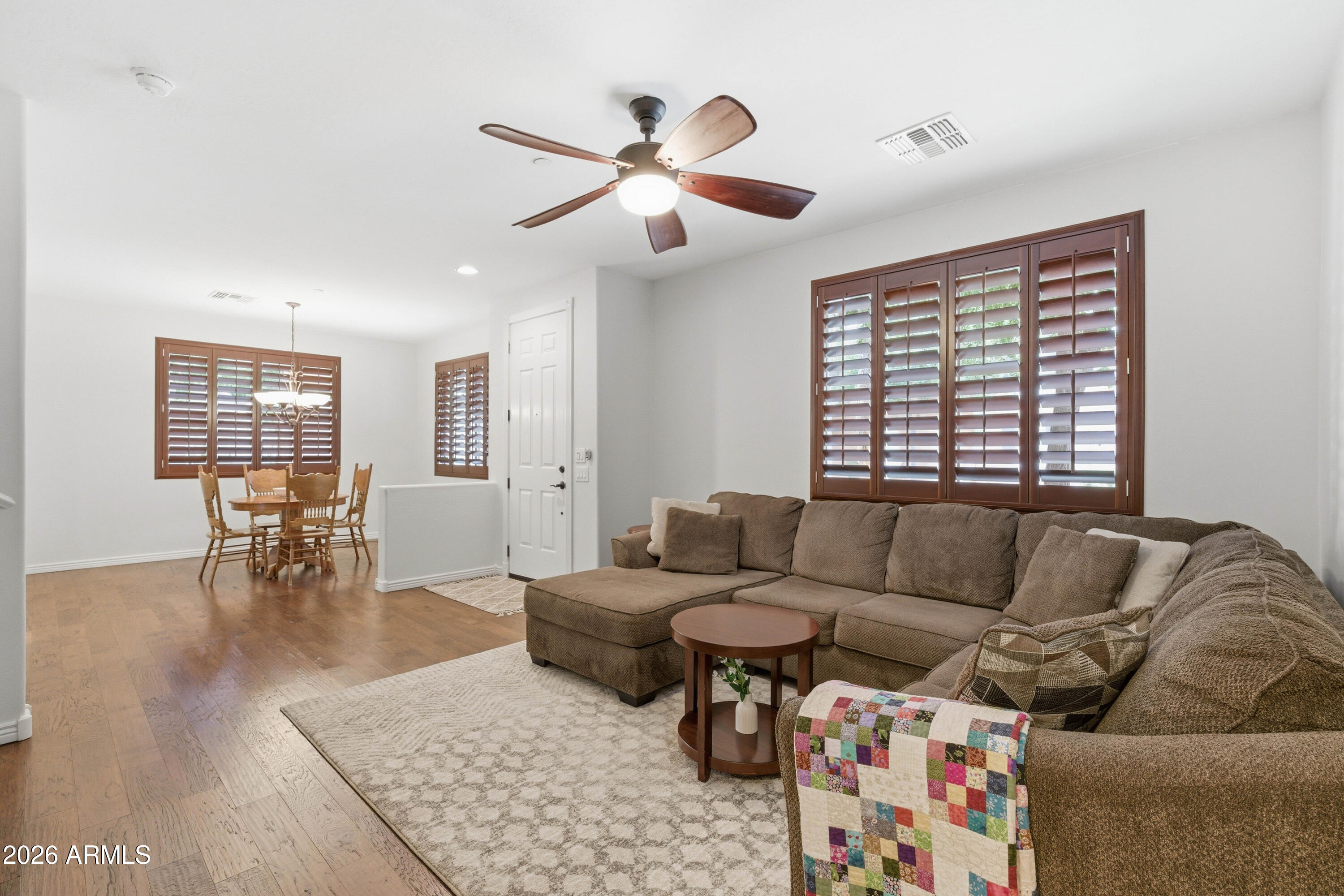 3927 South Rim Road Gilbert, AZ 85297 - Photo 16 of 45 2c