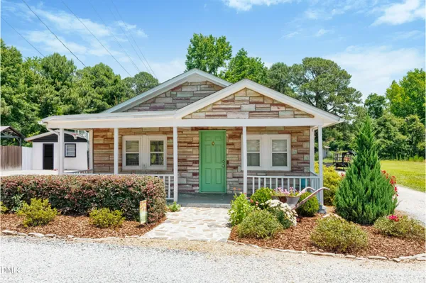 $229,000 | 4386 S Highway, Unit E, Four Oaks, NC 27524