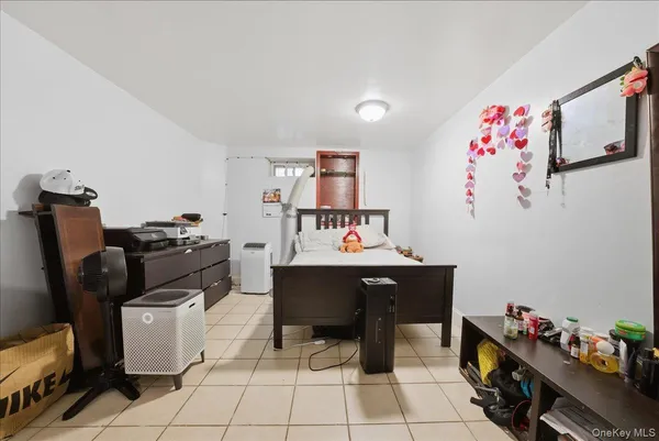 $650,000 | 703 Cauldwell Avenue | Woodstock