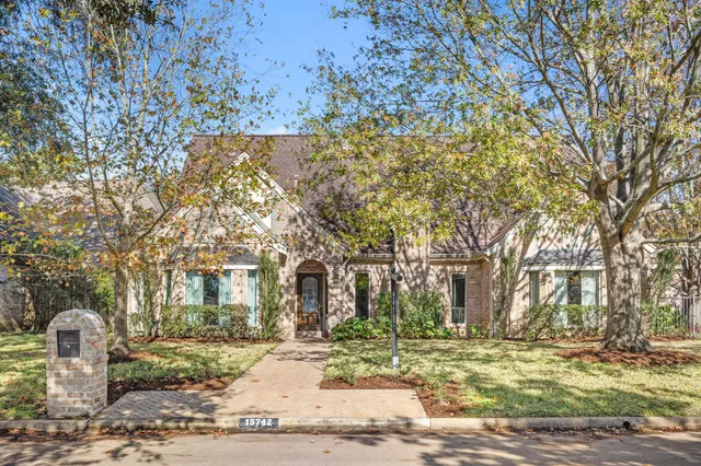 $750,000 | 15742 Walkwood Drive, Houston, TX 77079