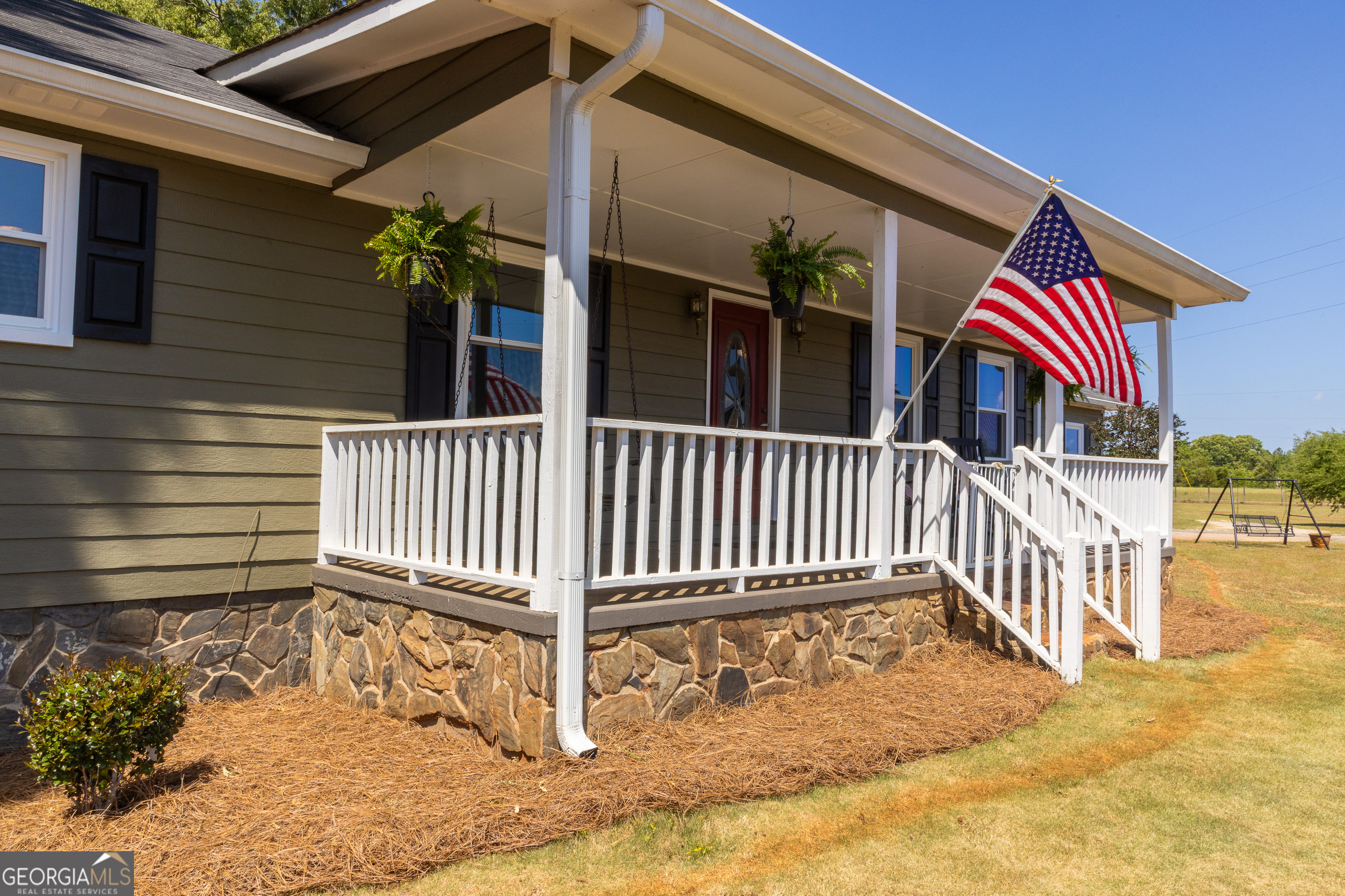 976 Windsweep Farm Road Thomaston, GA 30286 - Photo 44 of 64 a view of a house with a wooden floor