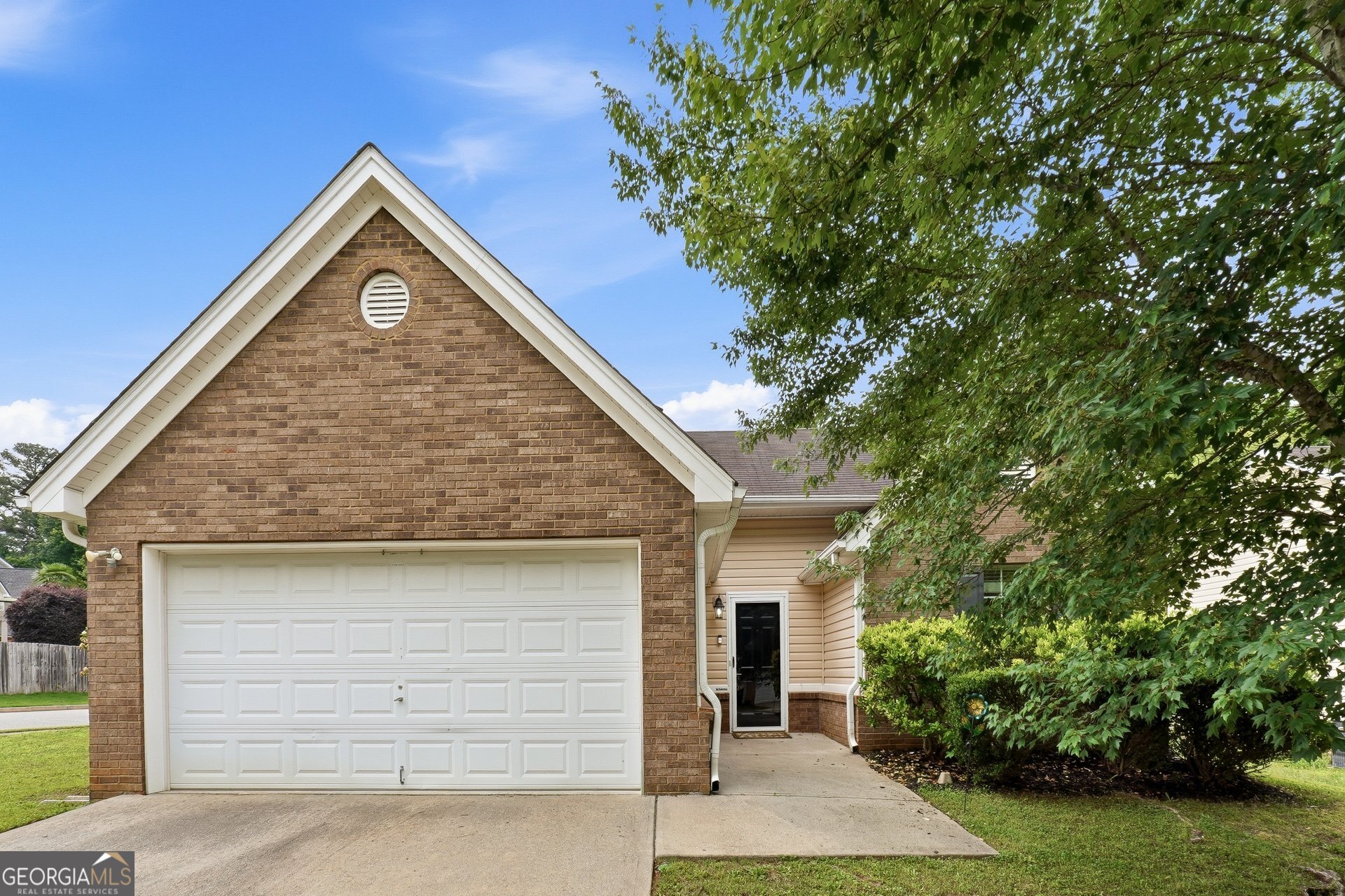 14 Grier Lane Newnan, GA 30263 - Photo 2 of 27