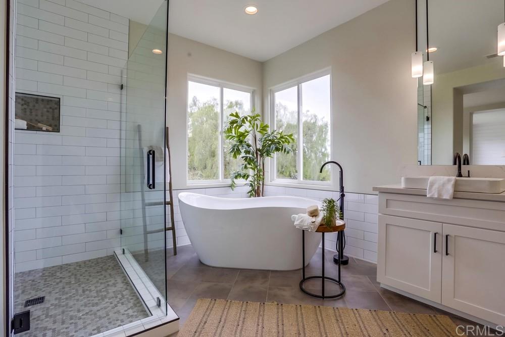 1257 Belleflower Road Carlsbad, CA 92011 - Photo 15 of 24