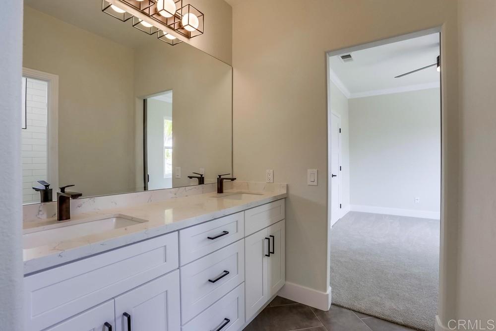 1257 Belleflower Road Carlsbad, CA 92011 - Photo 20 of 24