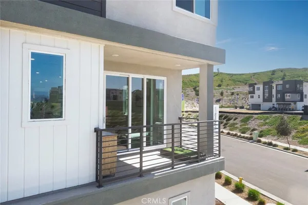 $625,000 | 26857 Laurel Mountain Loop, Valencia, CA 91381
