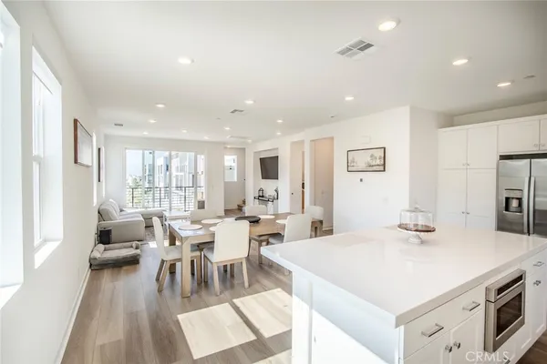 $625,000 | 26857 Laurel Mountain Loop, Valencia, CA 91381