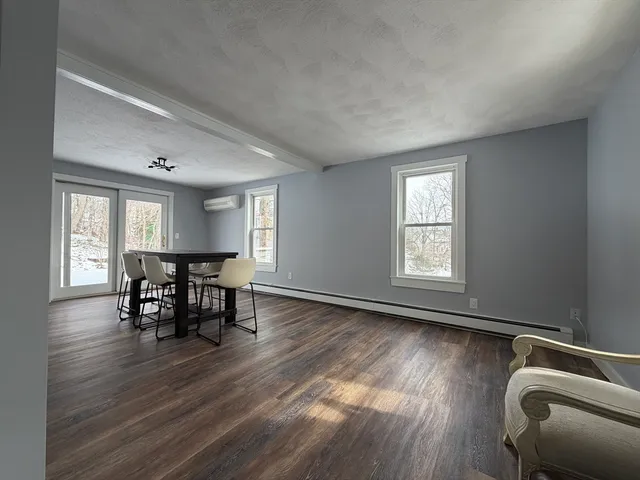 $3,600 | 12 Community Way, Unit 2, Foxboro, MA 02035