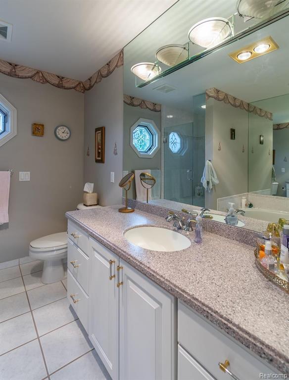 2231 Crystal Drive, Unit 25 Rochester Hills, MI 48309 - Photo 20 of 41
