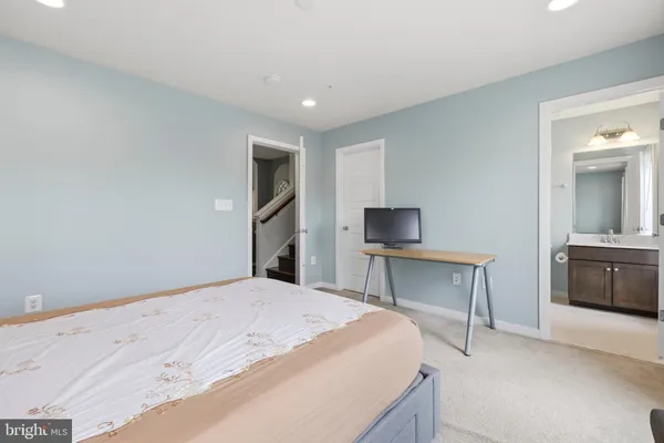 $3,450 | 12610 Layhill Road, Silver Spring, MD 20906