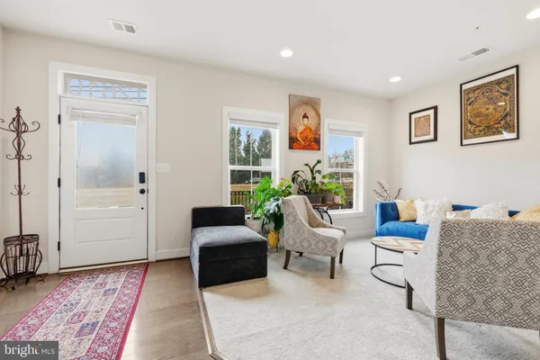 $3,450 | 12610 Layhill Road, Silver Spring, MD 20906