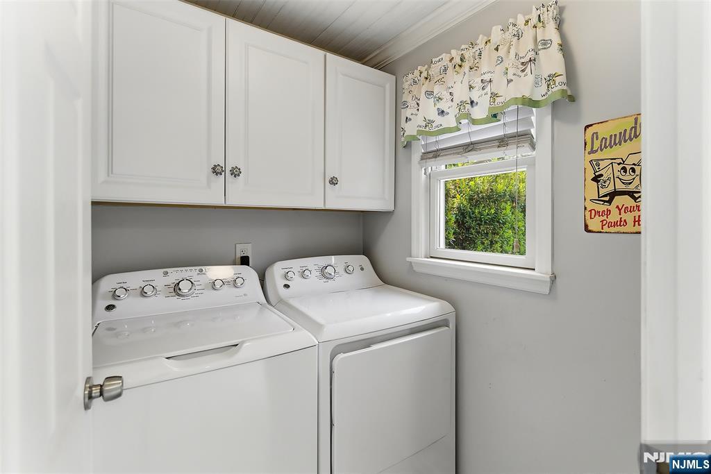 31 Martin Terrace Hackensack, NJ 07601 - Photo 14 of 32 a utility room with dryer and washer