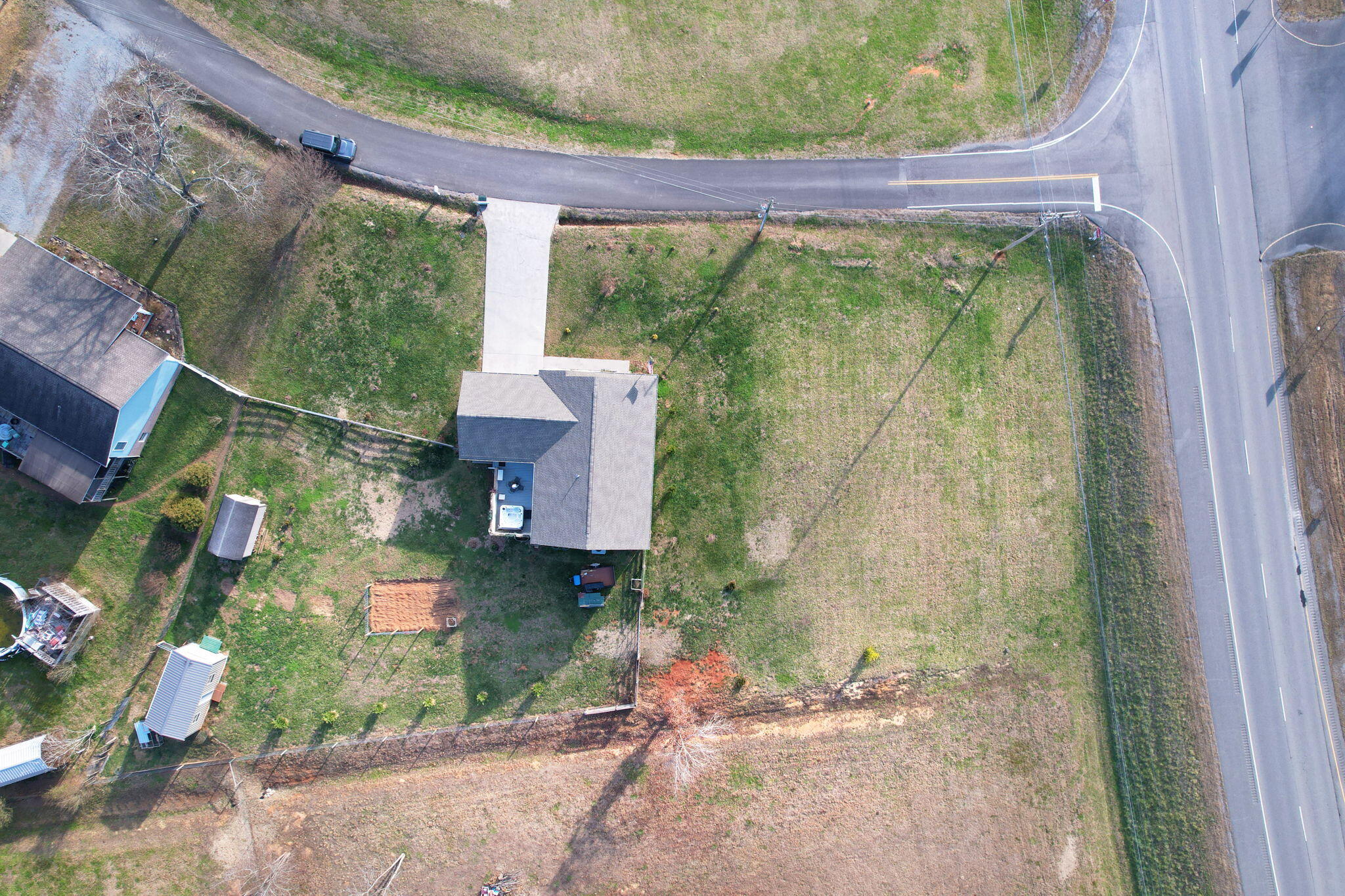 105 County Road 582 Athens, TN 37303 - Photo 8 of 32 8-web-or-mls-DJI_0536