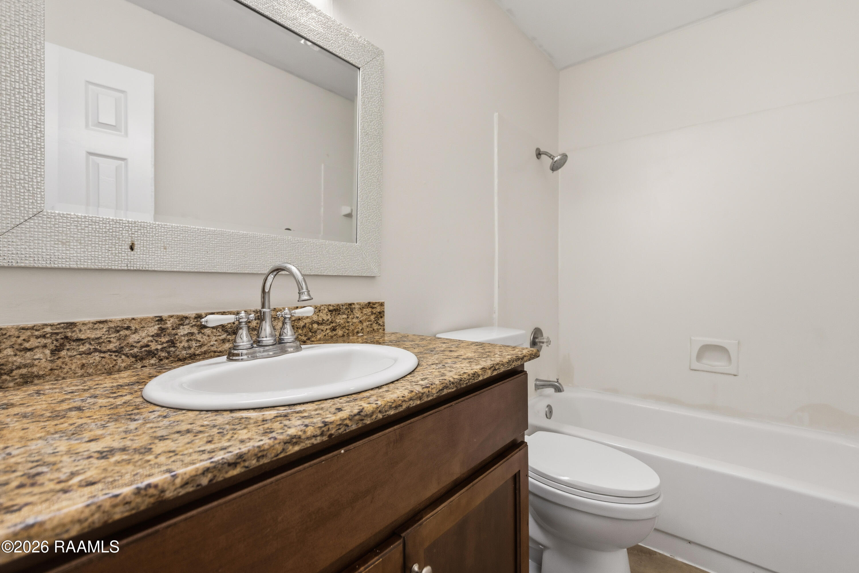 701 South College Road, Unit 116 Lafayette, LA 70503 - Photo 18 of 22 701 South College-31