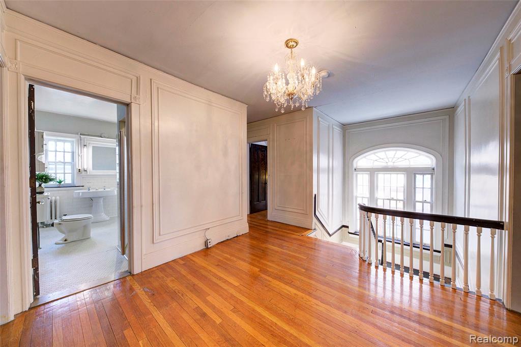 121 Longfellow Street Detroit, MI 48202 - Photo 36 of 87