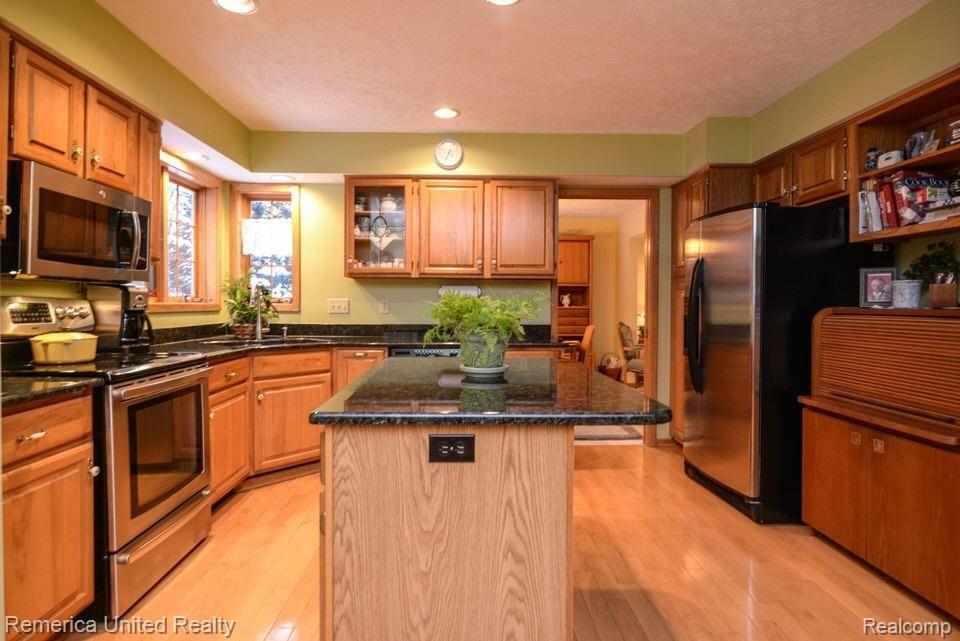 12264 Raelyn Hills Drive Perry, MI 48872 - Photo 16 of 46 DSC_4091.jpg