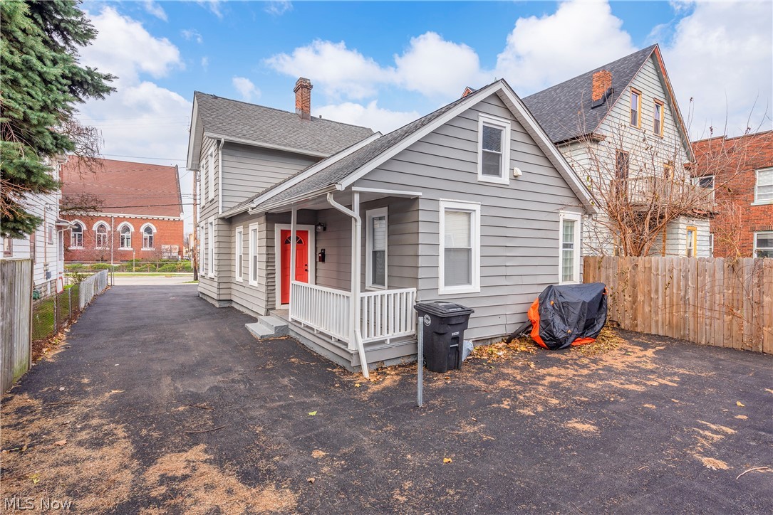 3161-3159 Scranton Road Cleveland, OH 44109 - Photo 3 of 34 Gallery Image 3