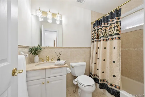 $1,550,000 | 33 King Arthur Court, New City, NY 10956