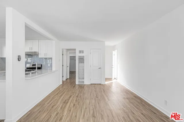 $3,495 | 1323 11th Street, Unit 10, Santa Monica, CA 90401