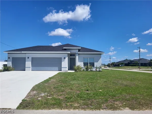 $2,395 | 1401 Southwest 1st Street, Cape Coral, FL 33991