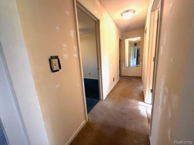1221 Turrill Road Lapeer, MI 48446 - Photo 13 of 36