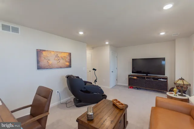 $2,350 | 132 Winterplace Drive, Charles Town, WV 25414