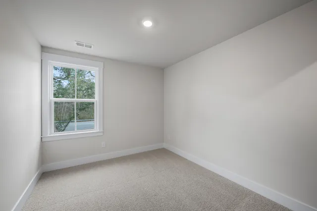 $308,800 | 308 Bremerton Drive, Goose Creek, SC 29445