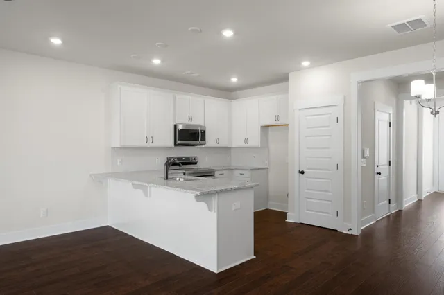 $308,800 | 308 Bremerton Drive, Goose Creek, SC 29445