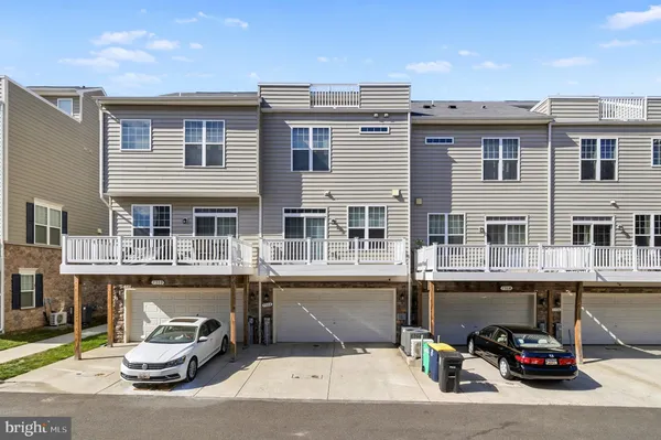 a car parked in front of a building