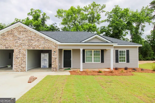 $1,675 | 123 Callaway Crescent, Statesboro, GA 30458