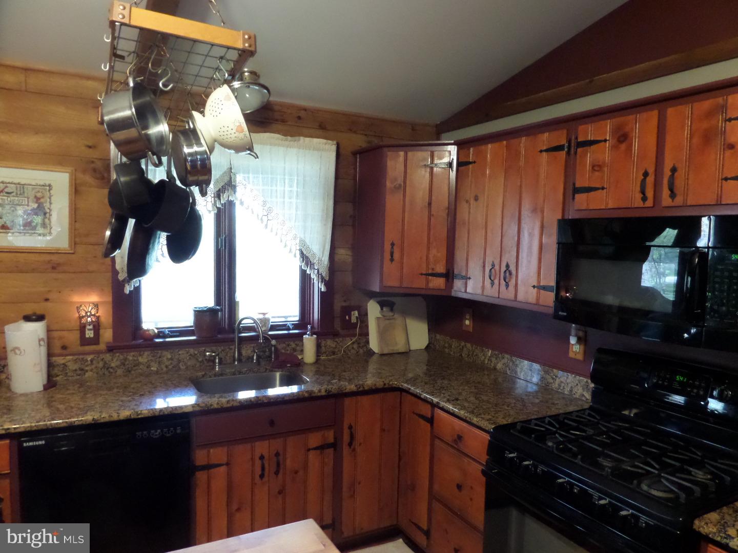 2553 St Peters Road Pottstown, PA 19465 - Photo 10 of 24