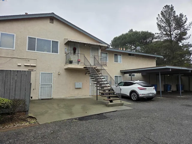 $1,300,000 | 709 Pope Drive, Vallejo, CA 94591