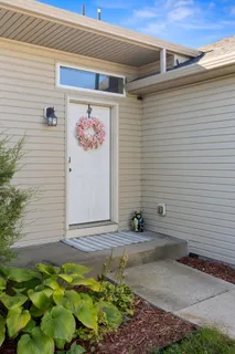 $319,000 | 844 Aspen Lane, Montrose, MN 55363