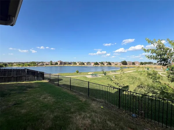 $2,495 | 12404 Woods Edge Trail, Fort Worth, TX 76244