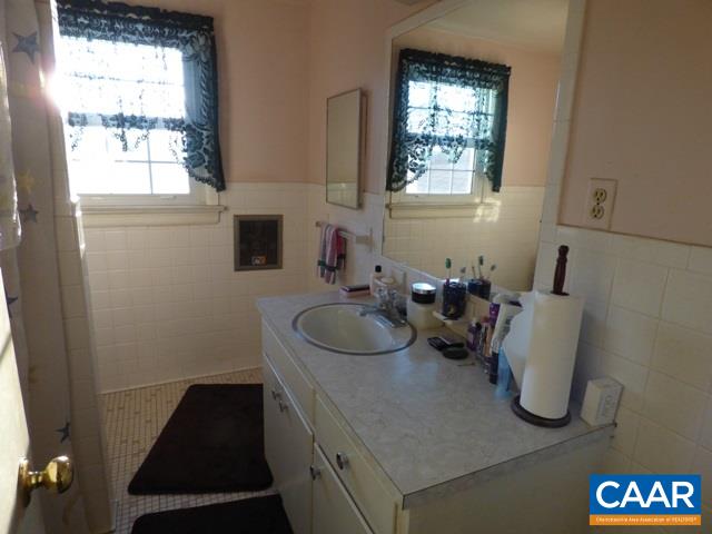 155 Sunset Drive Amherst, VA 24521 - Photo 12 of 27 Gallery Image 12