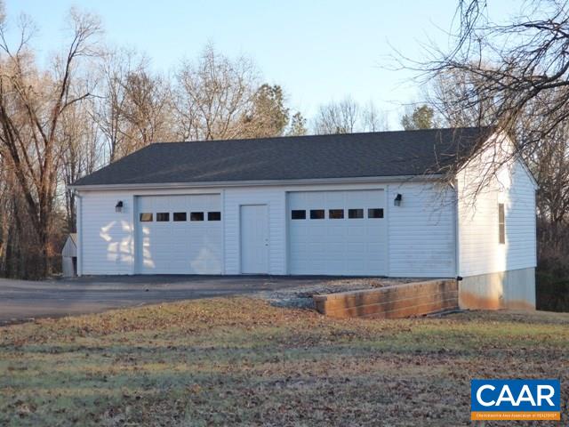 155 Sunset Drive Amherst, VA 24521 - Photo 2 of 27 Gallery Image 2