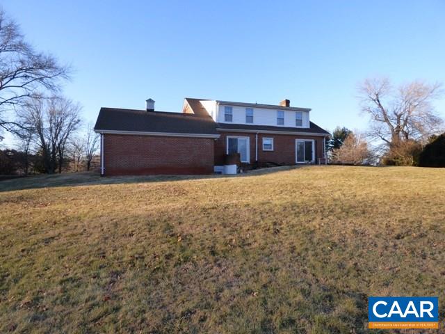 155 Sunset Drive Amherst, VA 24521 - Photo 3 of 27 Gallery Image 3