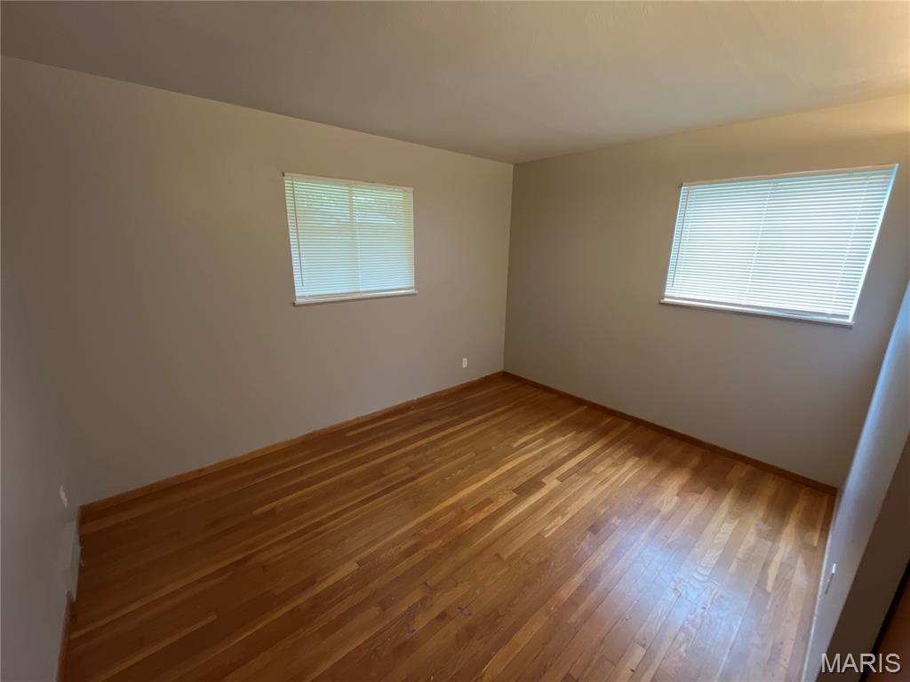 10726 Glen Garry Road St. Louis, MO 63137 - Photo 13 of 15