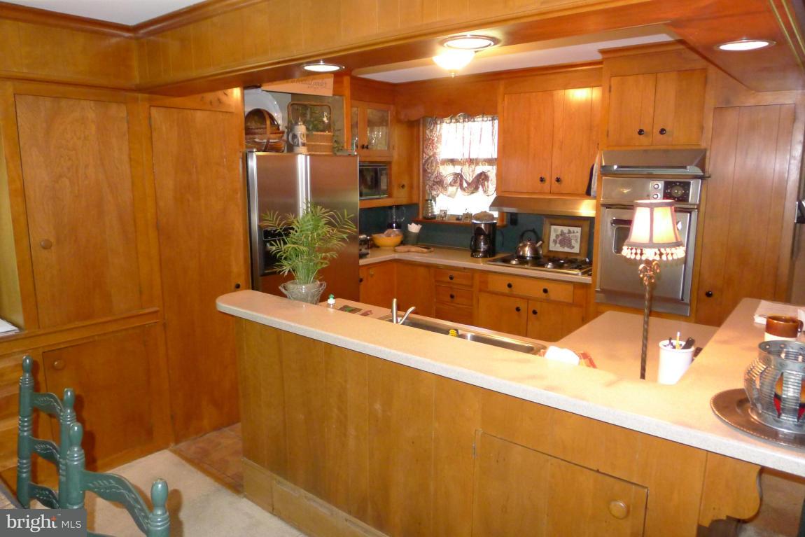 2732 Brookfield Road Lancaster, PA 17601 - Photo 16 of 25