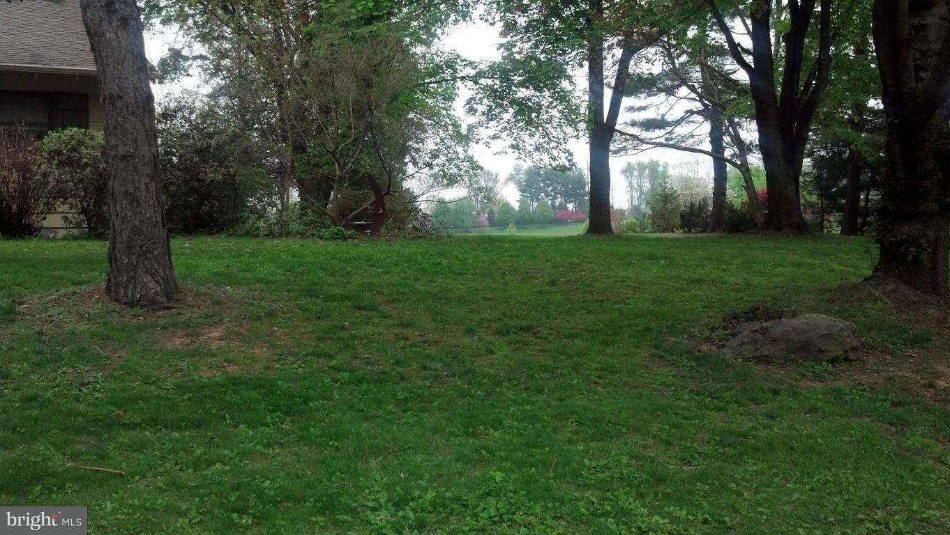 2732 Brookfield Road Lancaster, PA 17601 - Photo 6 of 25