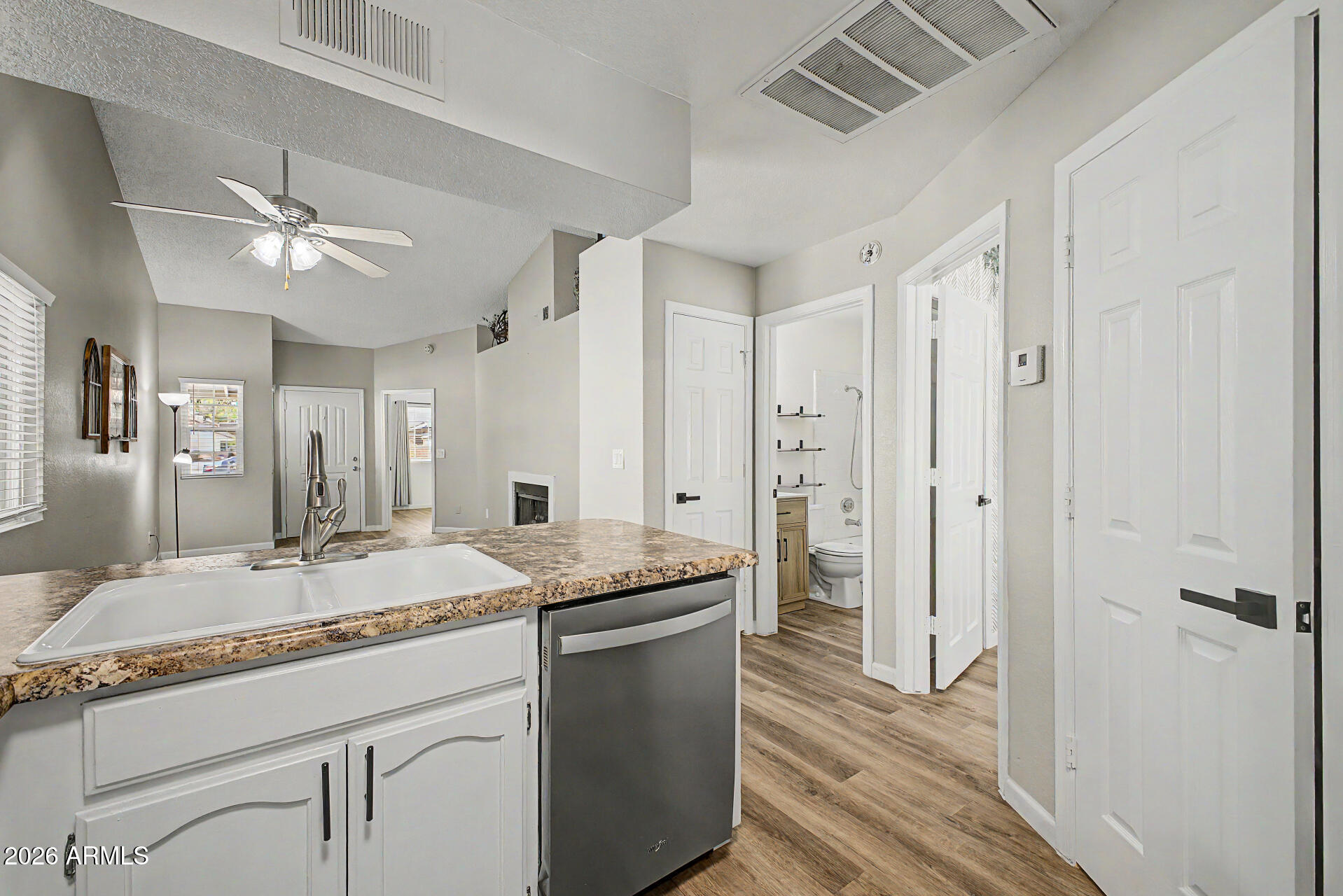 170 East Guadalupe Road, Unit 135 Gilbert, AZ 85234 - Photo 13 of 36 13 - Guadalupe