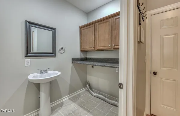 $499,000 | 4061 Old Jonesboro Road, Bristol, TN 37620