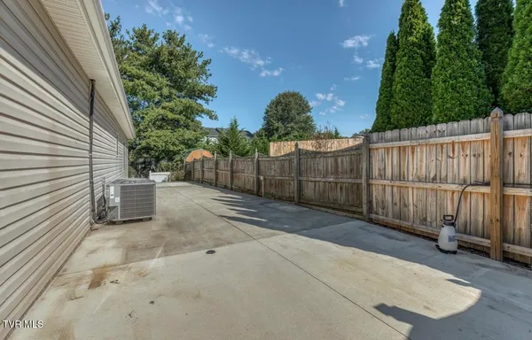 $499,000 | 4061 Old Jonesboro Road, Bristol, TN 37620