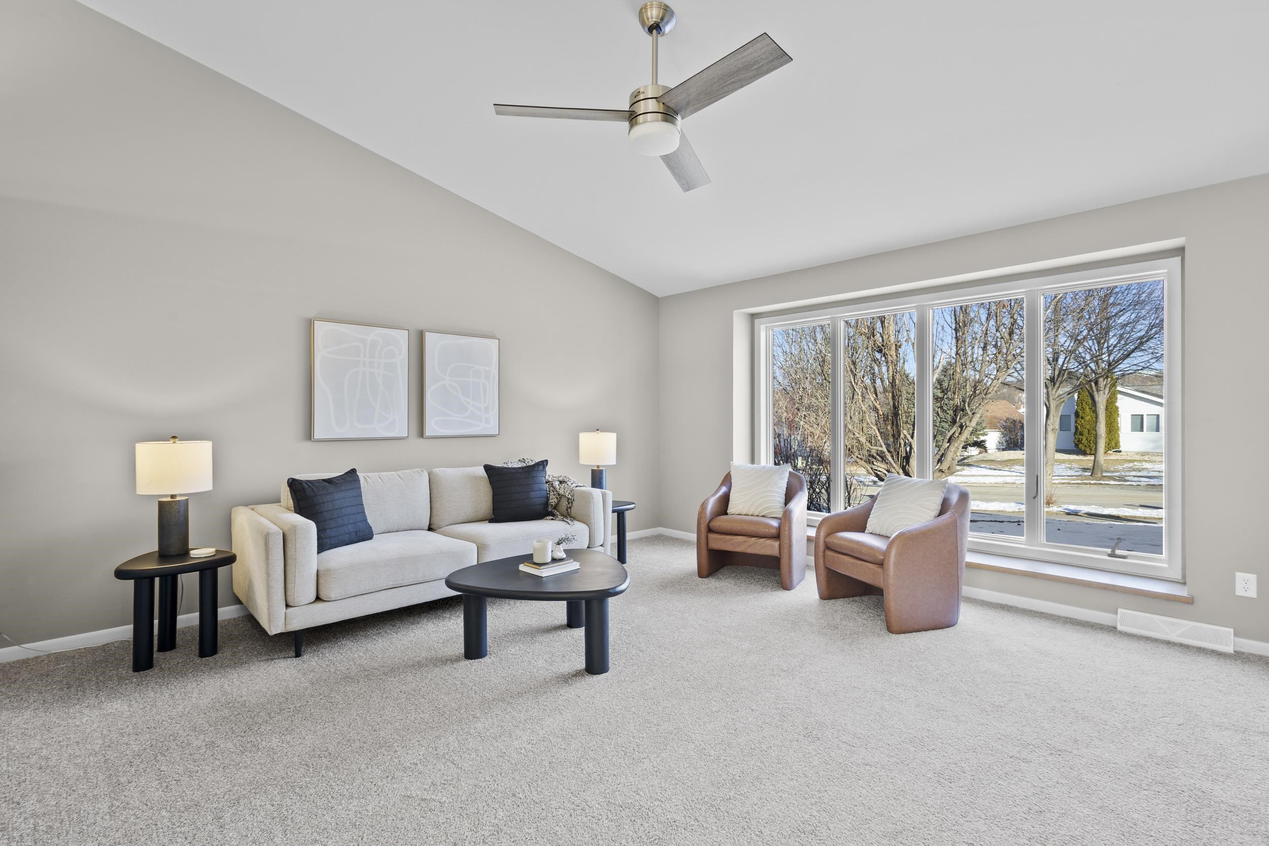 6121 Roseberg Road Madison, WI 53719 - Photo 4 of 49