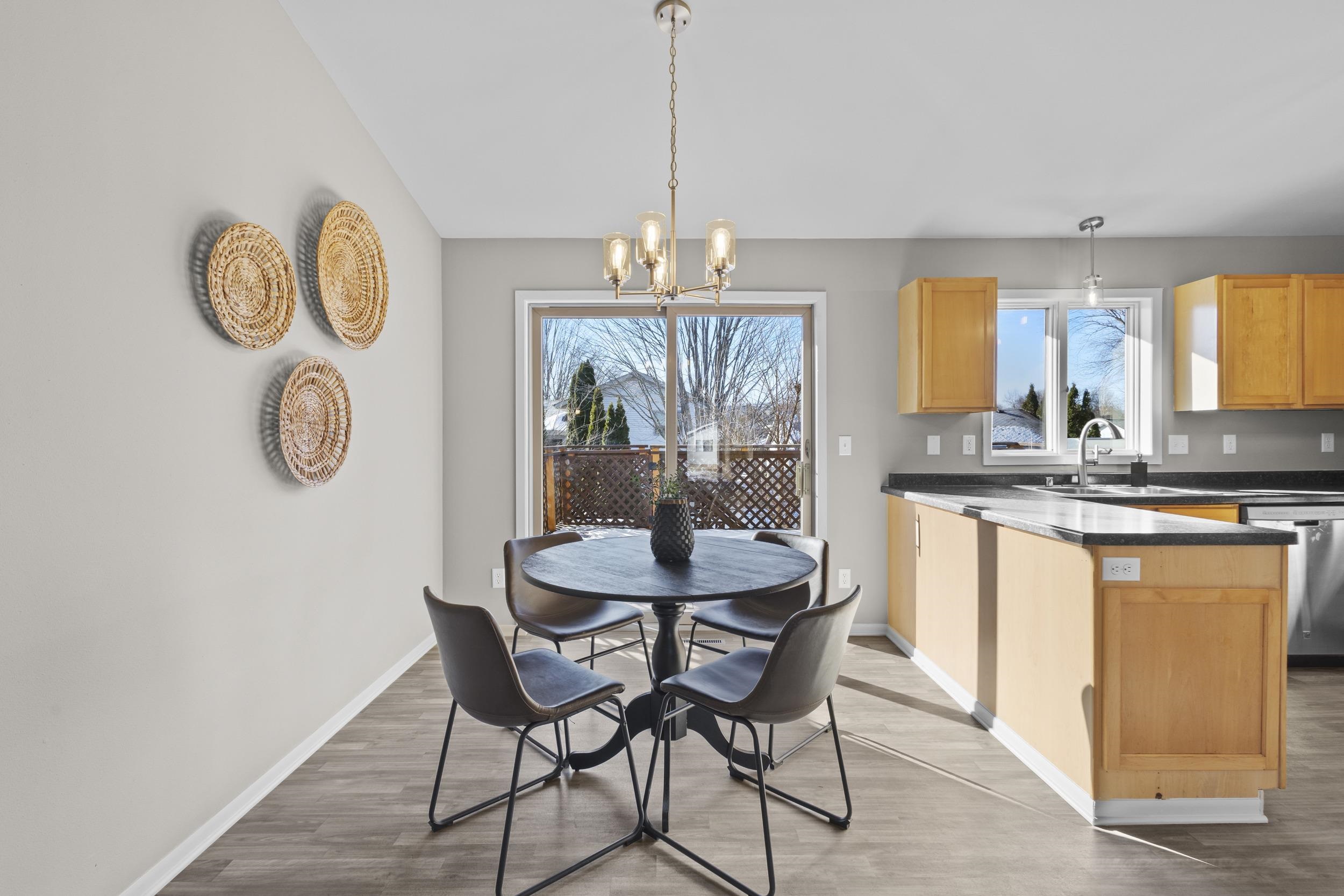 6121 Roseberg Road Madison, WI 53719 - Photo 7 of 49