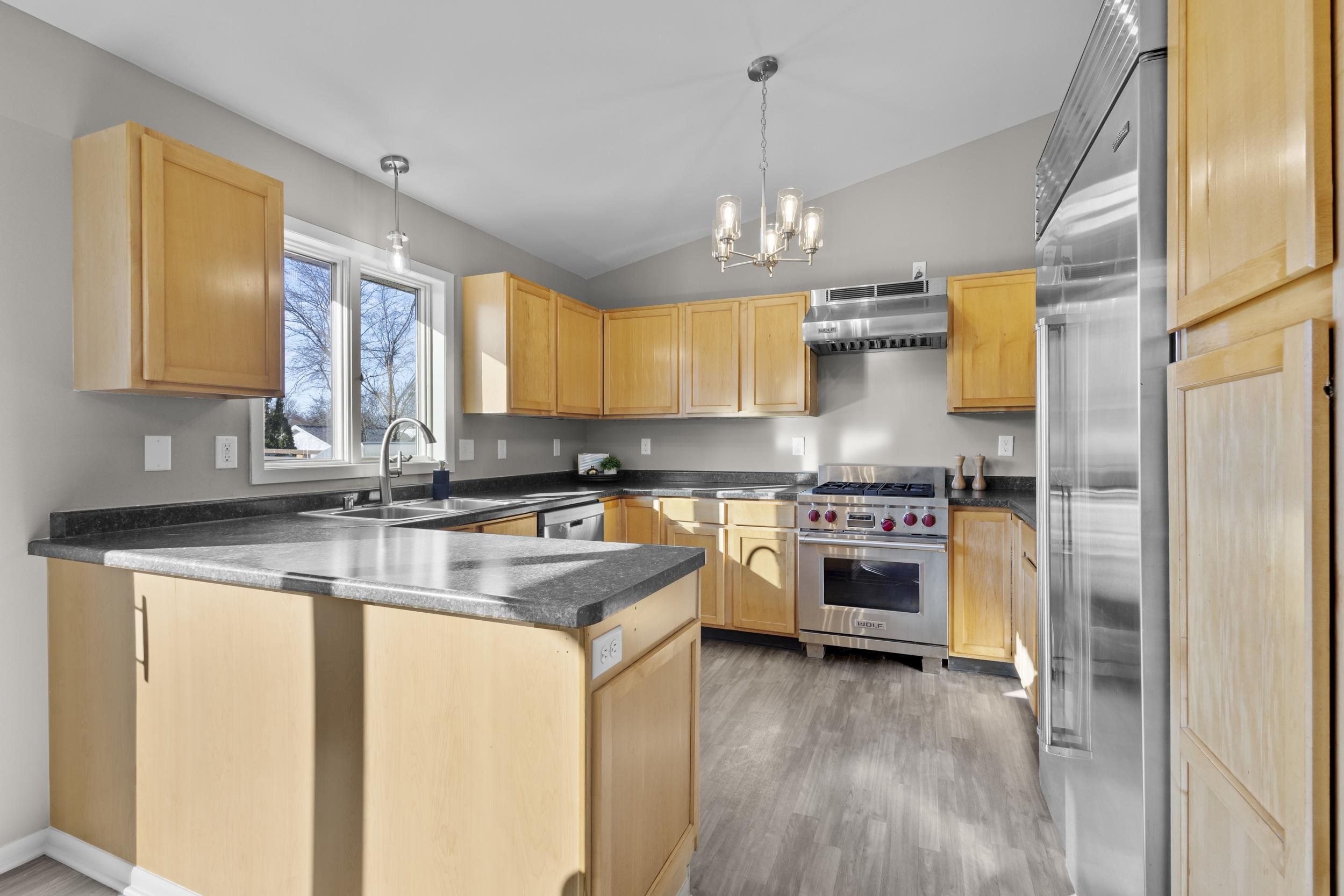 6121 Roseberg Road Madison, WI 53719 - Photo 9 of 49