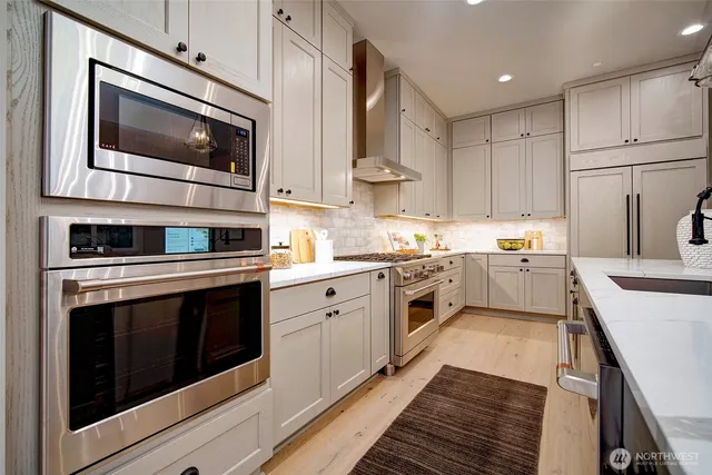 $2,749,950 | 12813 Northeast 65th Lane, Kirkland, WA 98033