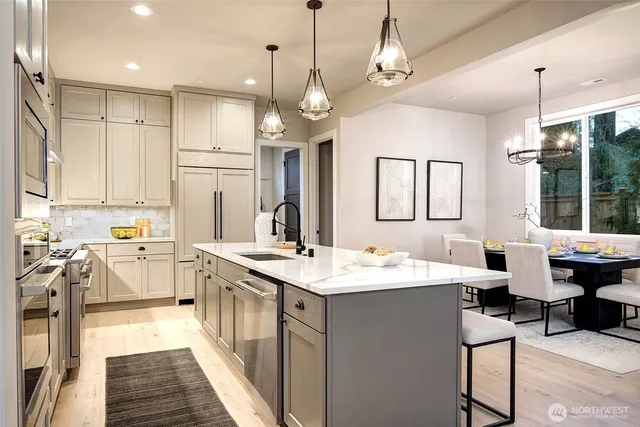 $2,749,950 | 12813 Northeast 65th Lane, Kirkland, WA 98033