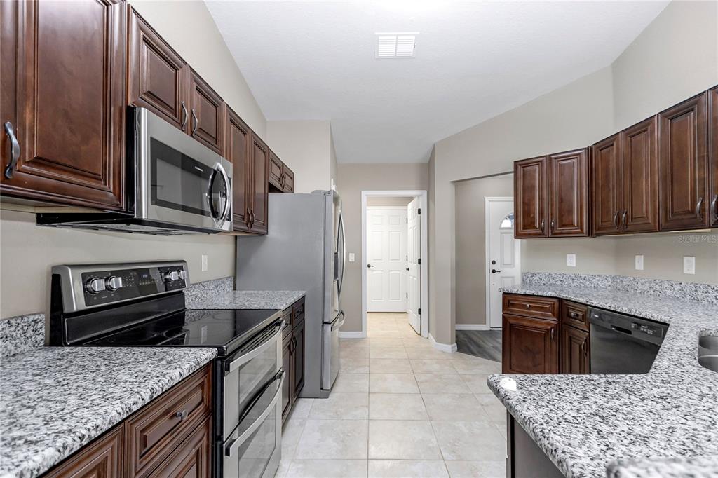 8265 Southwest 128th Terrace Dunnellon, FL 34432 - Photo 16 of 43