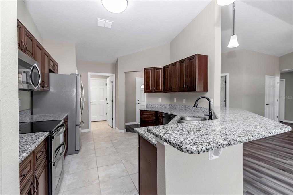 8265 Southwest 128th Terrace Dunnellon, FL 34432 - Photo 17 of 43